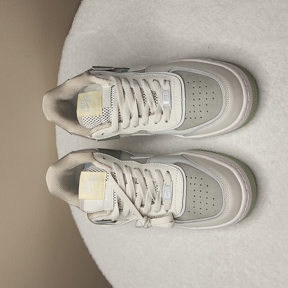 Womens AF1 Shadow